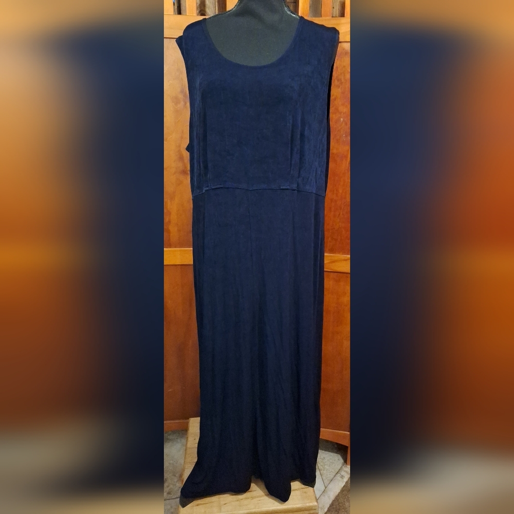 🐰🐇RABBIT RABBIT RABBIT sleeveless long dress. Size 18W